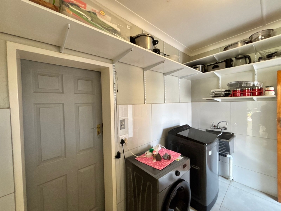 3 Bedroom Property for Sale in Flamwood North West